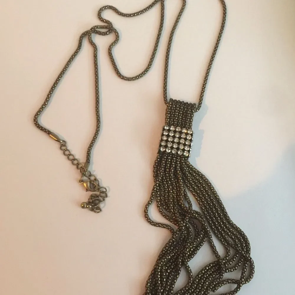 Beautiful, long necklace - Picture 5 of 6
